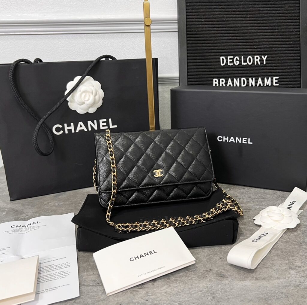Chanel Woc caviar chain crossbody (metal plate) Full Box