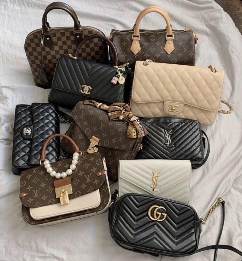 รับซื้อแบรนด์เนม แบรนด์มือสอง ขายกระเป๋าแบรนด์เนม ตรวจแบรนด์เนม