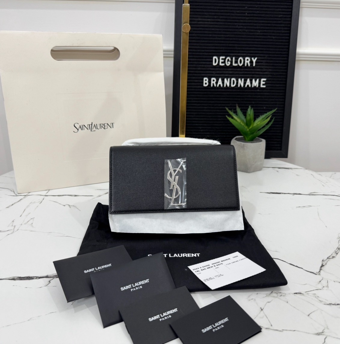 รับซื้อกระเป๋า YSL