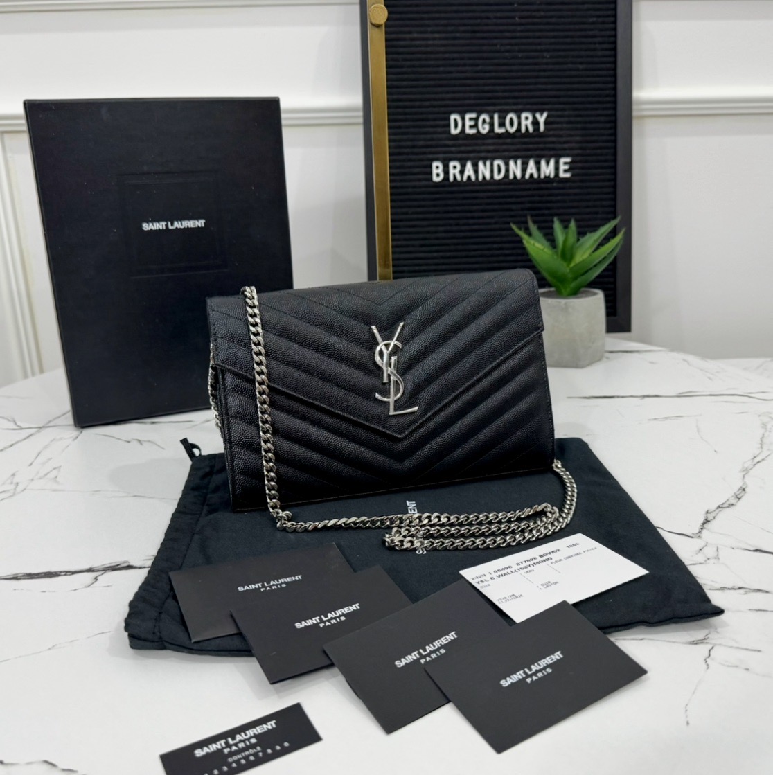 รับซื้อกระเป๋า YSL